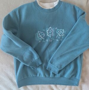 Tradition Country Collection '90s Crew Neck Sweater- Leaf Embroidery